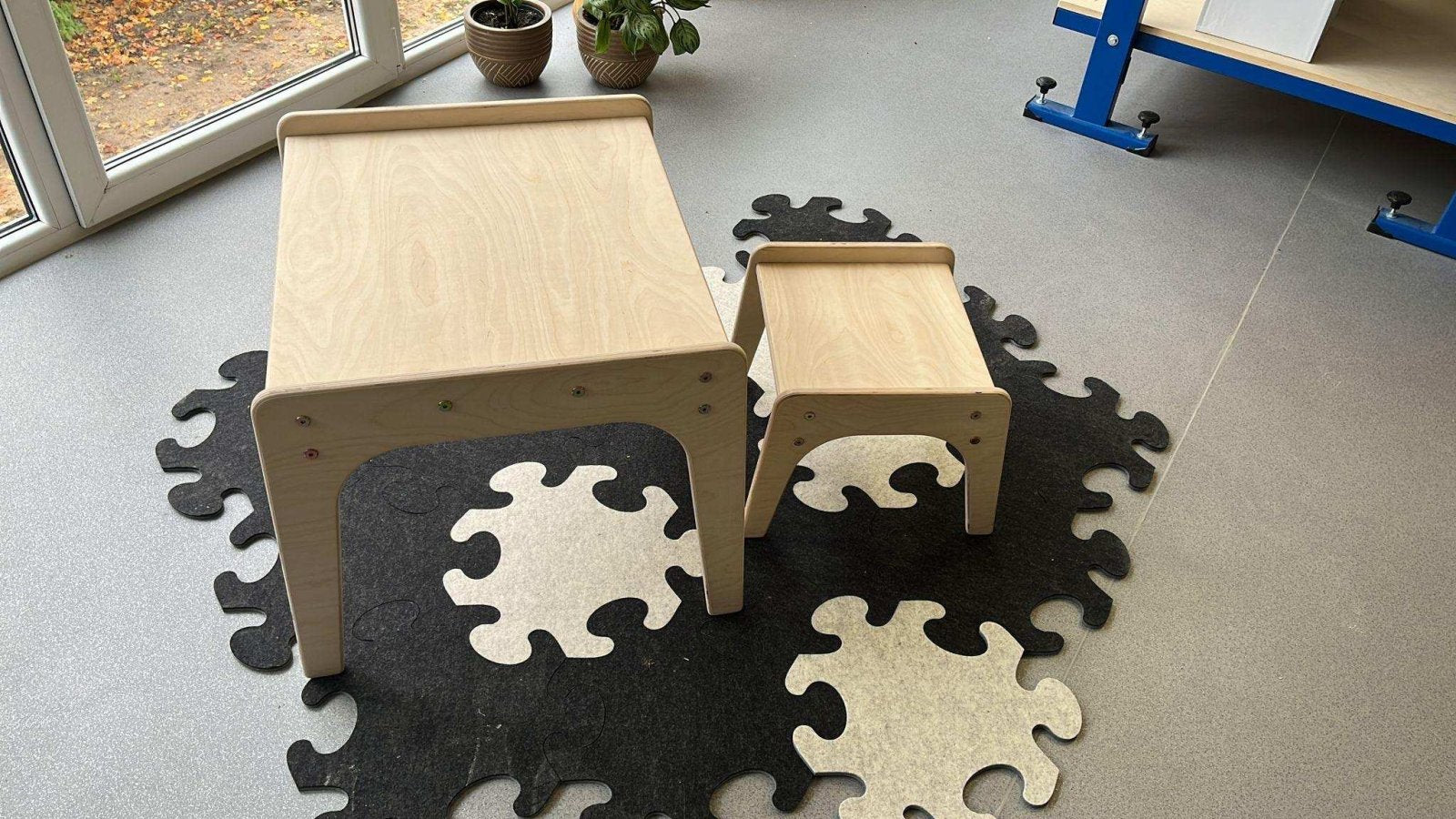 Kreativplatz - Tisch und Stuhl aus baltischer Birke - Kletterling – einfach Kind sein