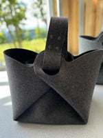 Kinderspielzeugtasche und Matte Simsalabim aus 100% Wolle (Merinowolle), Organizer und Spielmatte 2in1 fürs Kinderzimmer oder unterwegs - Kletterling – einfach Kind sein