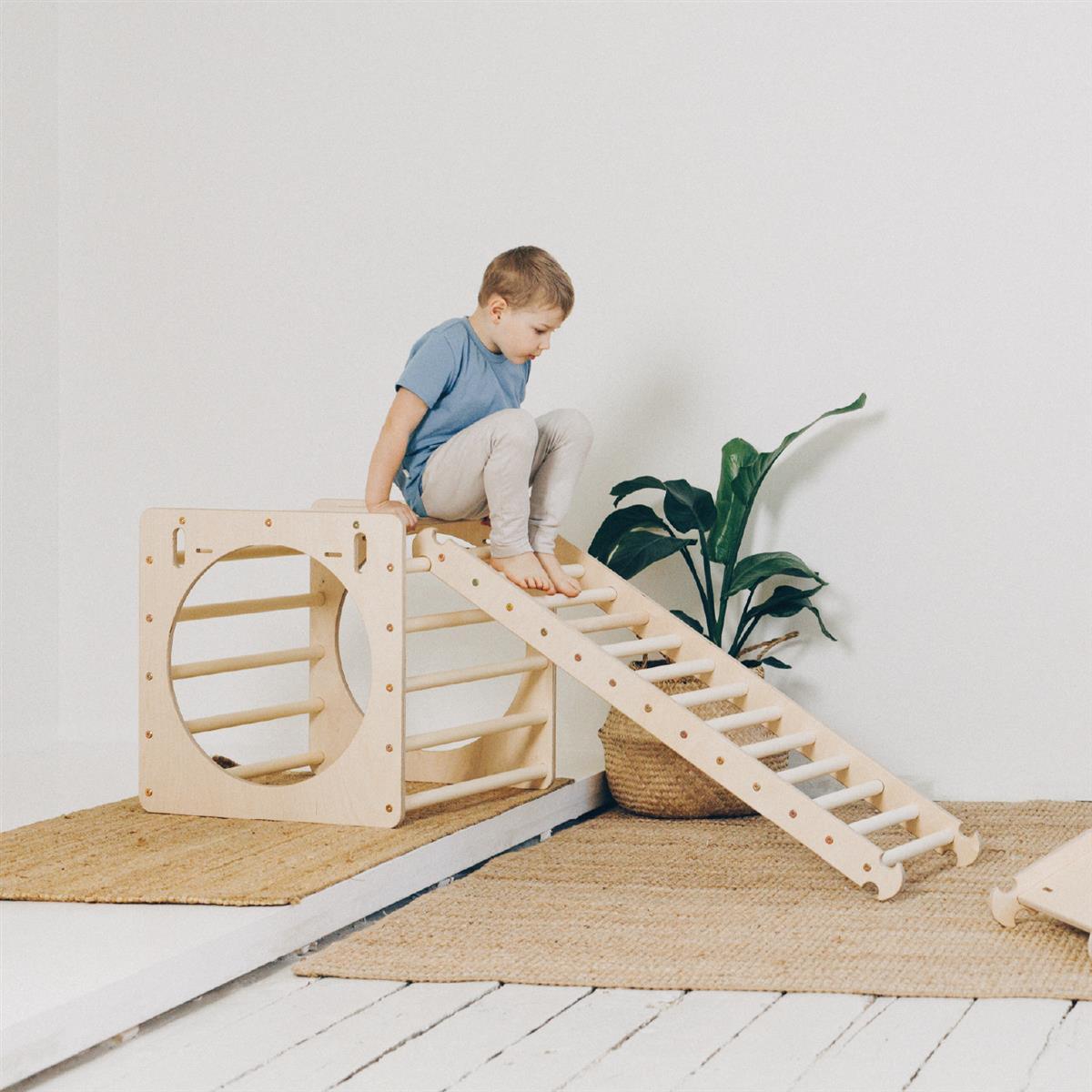 Kletter - und Rutschrampe - Kletterling – einfach Kind sein