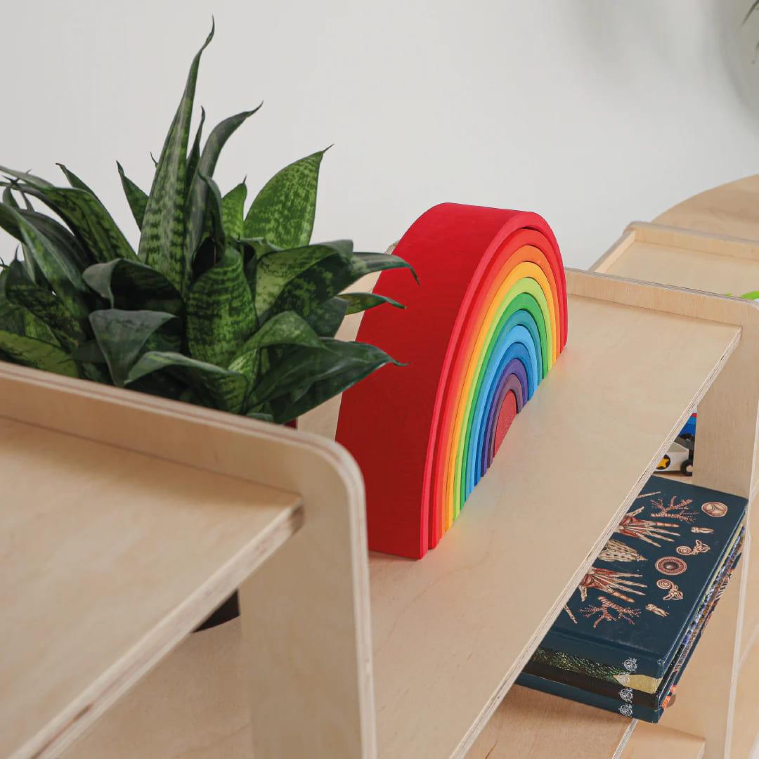 Montessori Kleiderschrank mit drei Etagen und Kleiderstange - Kletterling – einfach Kind sein