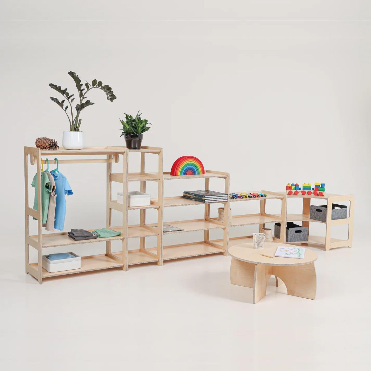 Montessori Regal mit fünf Etagen - Kletterling – einfach Kind sein